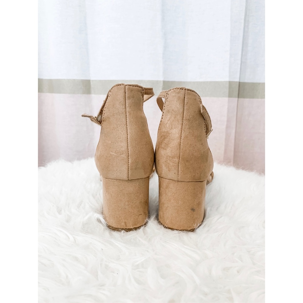Nude heels - Picture 3 of 4
